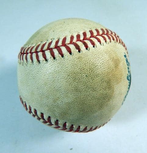 2020 Milwaukee Brewers Pitt Pirates Oyunu Kullanılmış Beyzbol Keston Hiura Tekli 1-Oyun Kullanılmış Beyzbol Topları